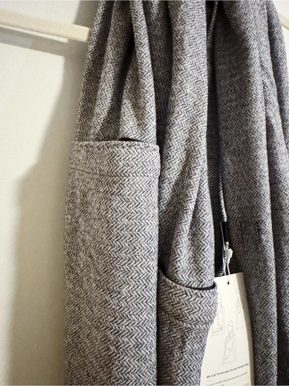 Lululemon - Scarf Vinyasa Herringbone